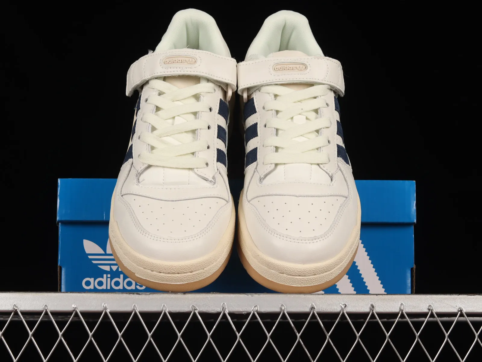 Adidas Forum Low Chalk White Beige Trace Blue CQ0996