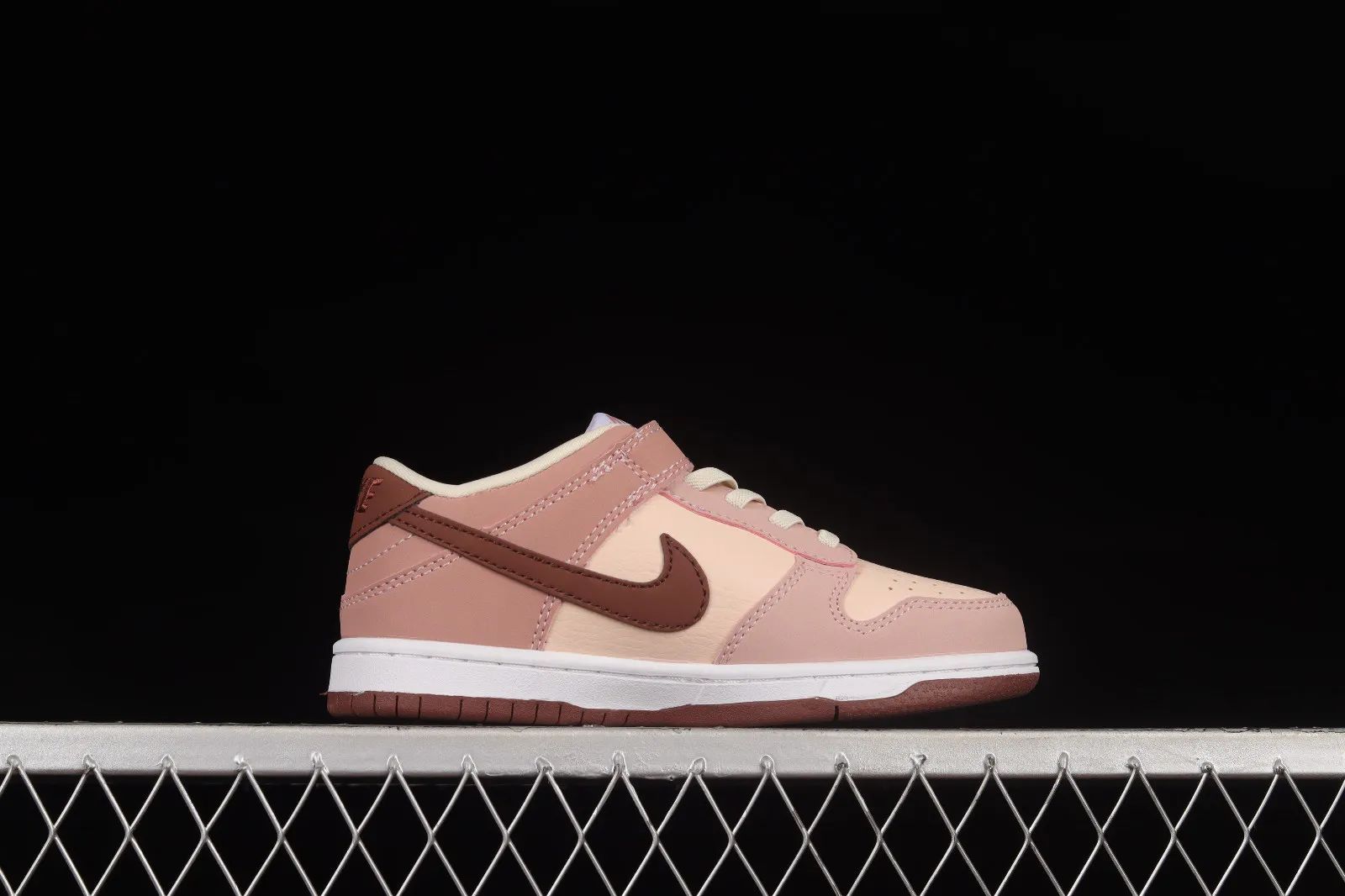 Nike SB Dunk Low Pro Pink White Dark Red Kids Shoes CW1590-960