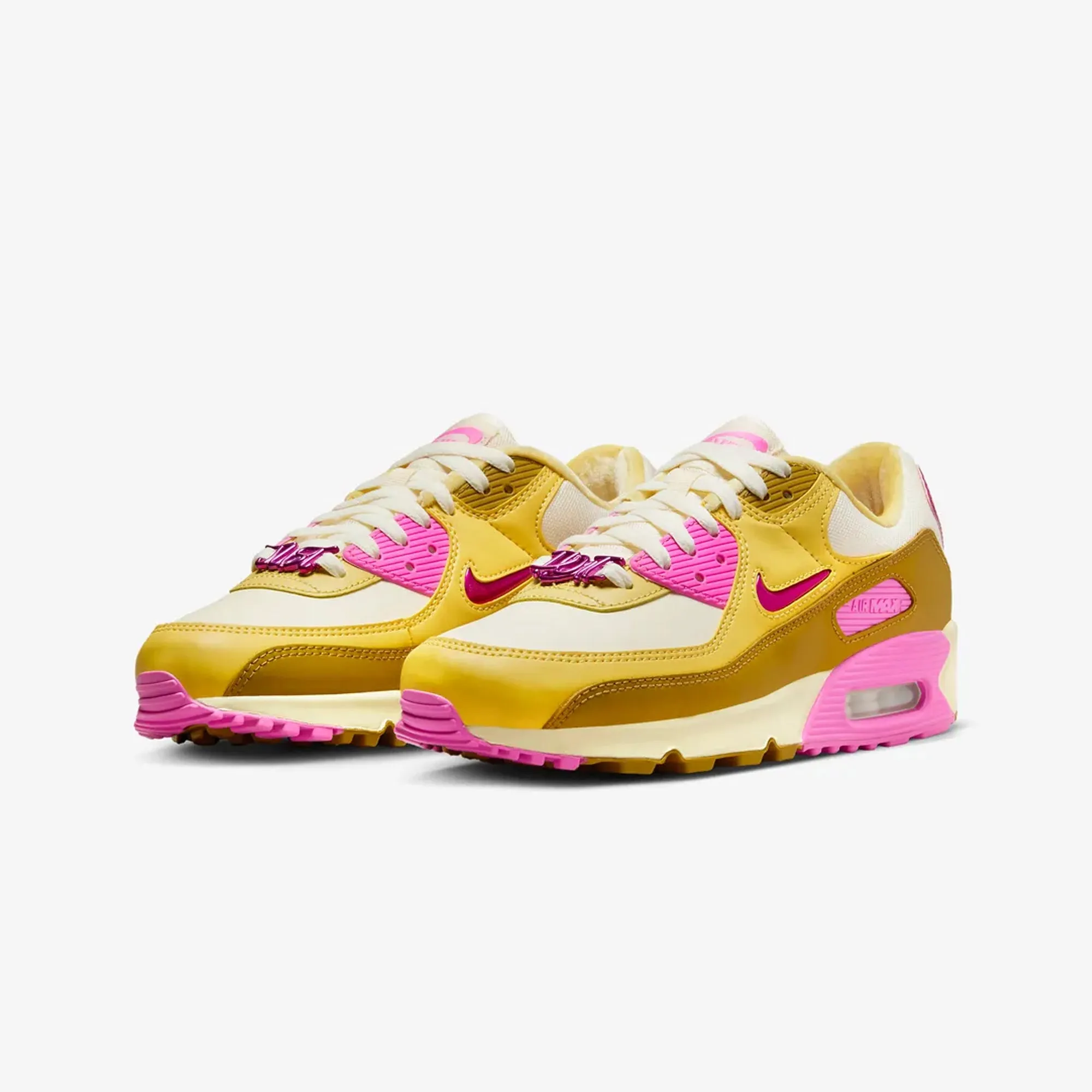 WMN'S AIR MAX 90 SE 'COCONUT MILK/PLAYFUL PINK-SATURN GOLD'